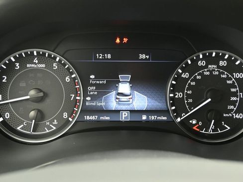 Used 2024 Nissan Armada Platinum w/ Captain's Chairs Package image 13