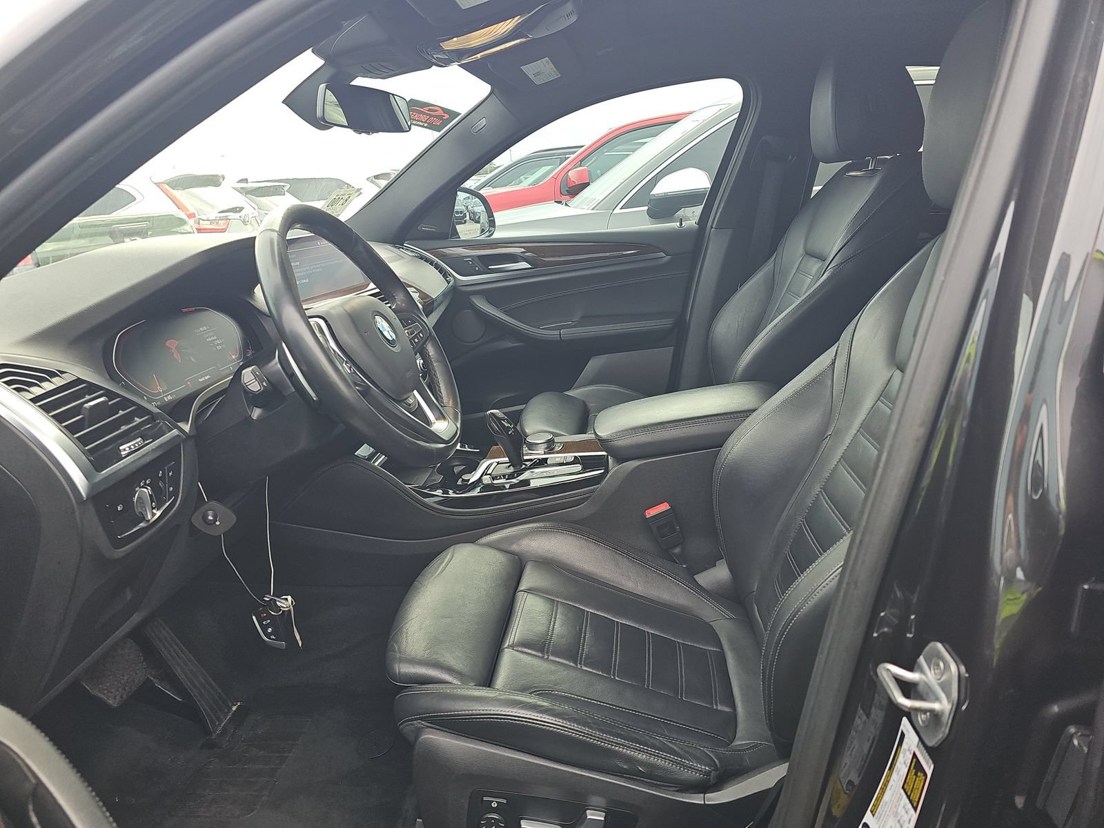 Used 2020 BMW X4 xDrive30i w/ Executive Package AWD/4WD image 5