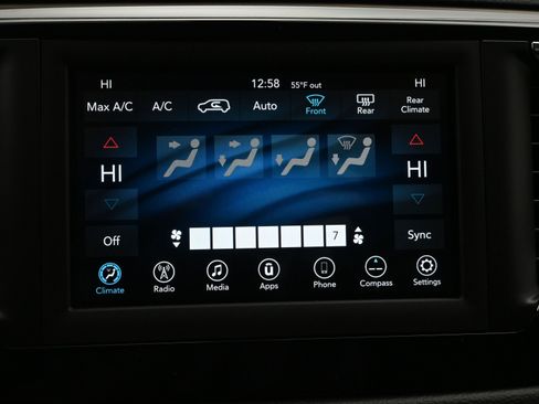 Used 2018 Chrysler Pacifica Touring Plus w/ Tire & Wheel Group image 16