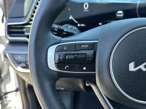Used 2024 Kia Sportage SX image 37