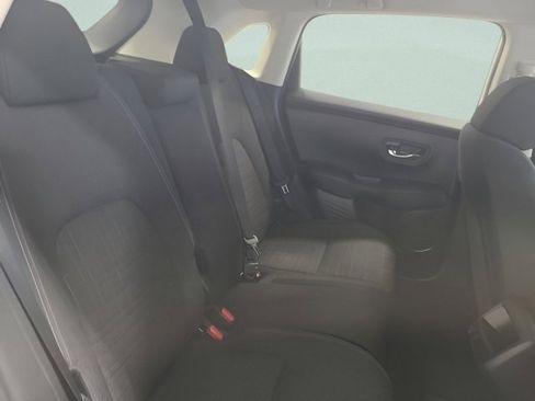 Used 2023 Honda HR-V LX image 17