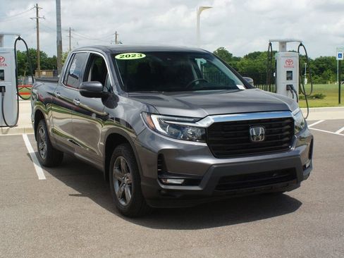 Used 2023 Honda Ridgeline RTL-E image 2