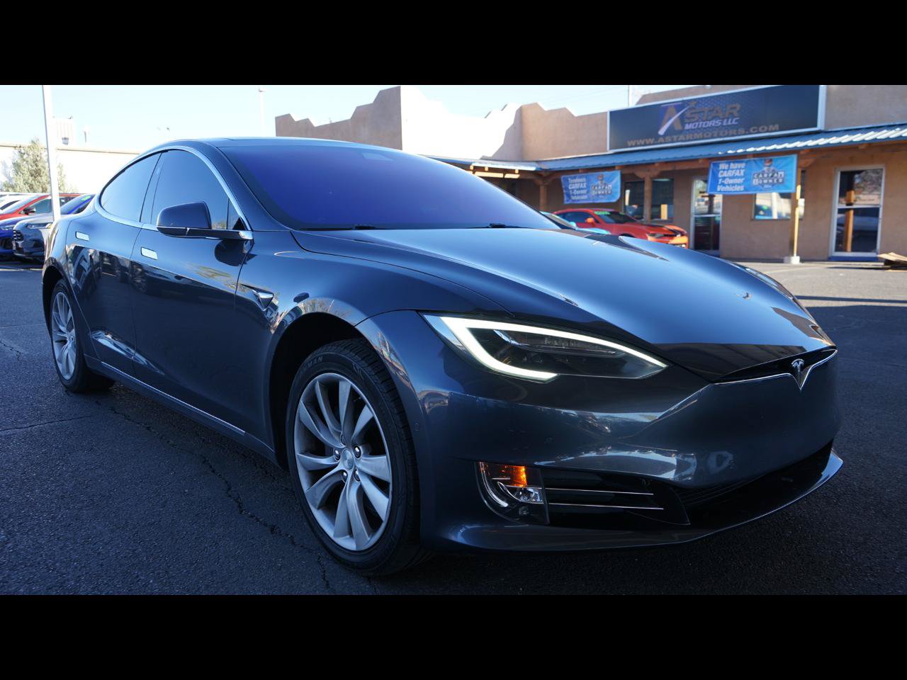 Used 2017 Tesla Model S 100D AWD/4WD image 1