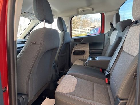 Used 2023 Ford Maverick XLT image 29