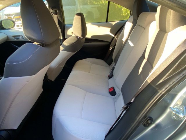 Used 2020 Toyota Corolla LE w/ LE Premium Package FWD image 9