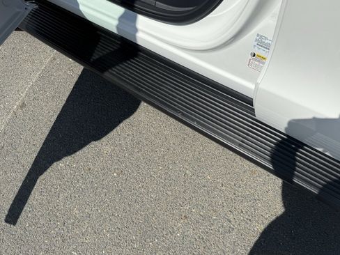 New 2025 Ford Expedition Max Active image 15