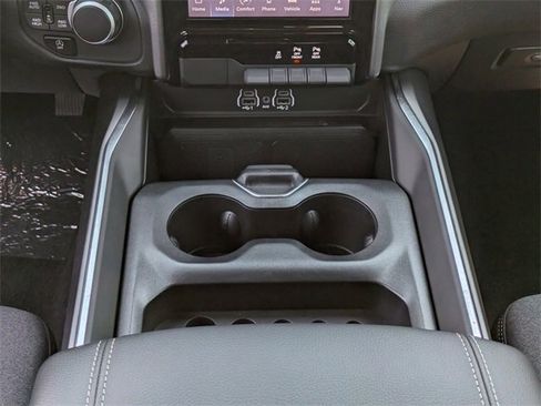 New 2025 RAM 1500 Big Horn image 18