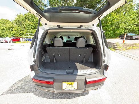 Used 2026 Hyundai Santa Fe SEL FWD image 32