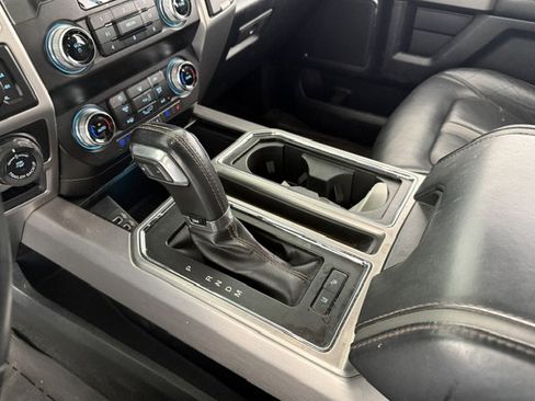 Used 2020 Ford F150 Platinum w/ Equipment Group 701A Luxury image 20