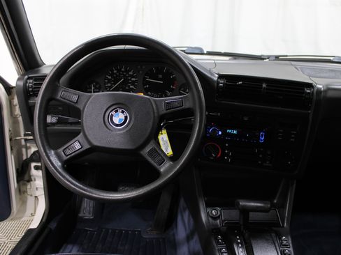Used 1986 BMW 325 Sedan image 2