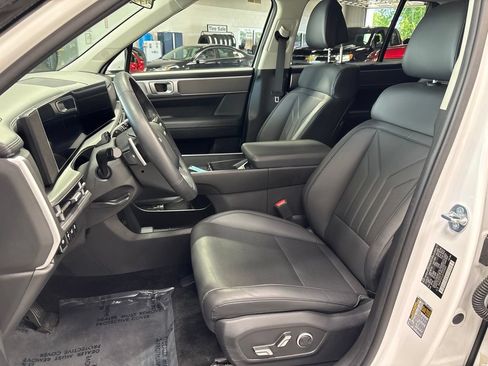 Used 2026 Hyundai Santa Fe SEL AWD/4WD image 9