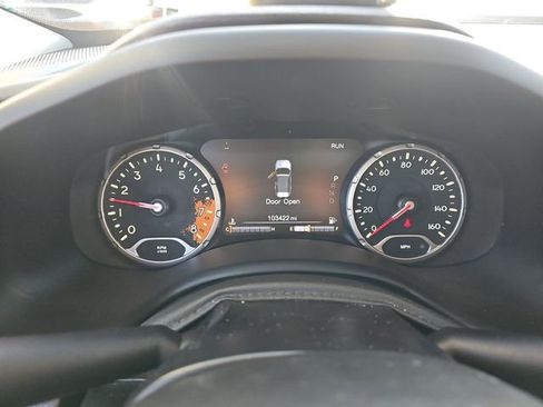 Used 2017 Jeep Renegade Trailhawk w/ Premium Trailhawk Package image 7