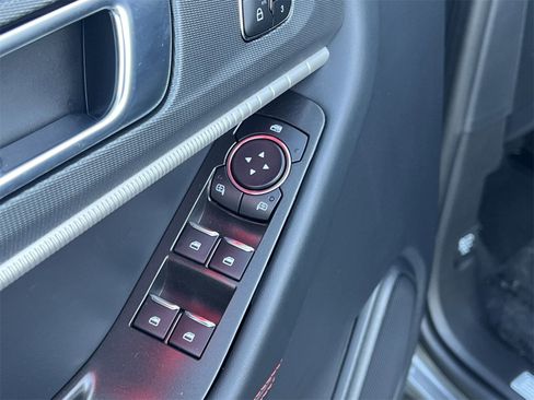 New 2026 Ford Explorer ST-Line w/ ST-Line Street Pack image 18