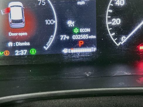 Used 2023 Honda CR-V Sport Touring image 13