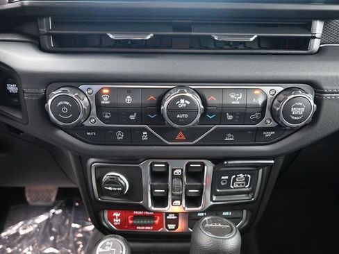 New 2026 Jeep Gladiator Rubicon AWD/4WD image 21