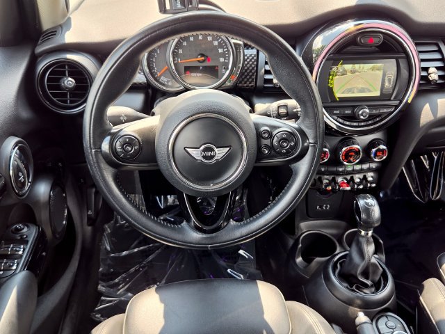 Used 2018 MINI Cooper S FWD image 12