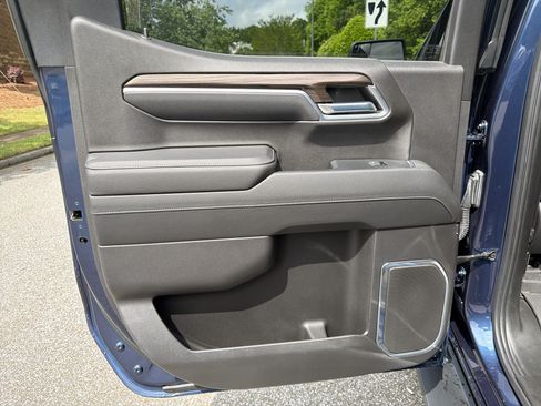 Used 2022 Chevrolet Silverado 1500 RST AWD/4WD image 21