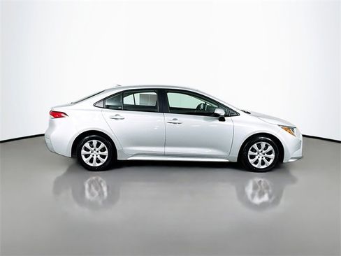 Used 2024 Toyota Corolla LE image 9