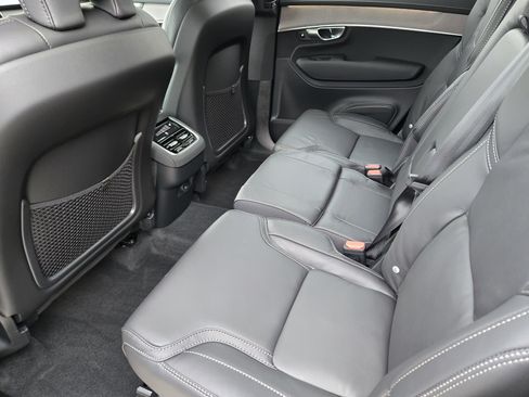 New 2026 Volvo XC90 B6 Ultra w/ Protection Package Premier image 34