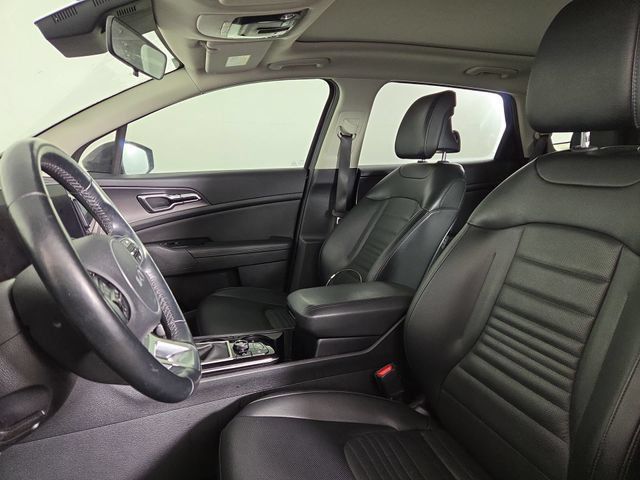 Certified 2025 Kia Sportage SX FWD image 12