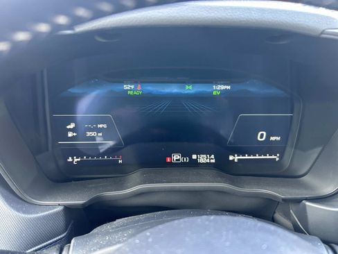 Used 2025 Subaru Forester Premium AWD/4WD image 22