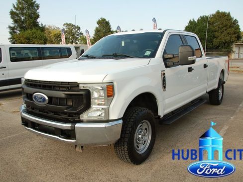 Used 2022 Ford F250 XL w/ Power Equipment Group AWD/4WD image 1