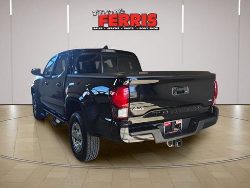 Used 2021 Toyota Tacoma SR image 3
