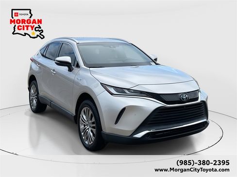 Used 2021 Toyota Venza Limited image 1