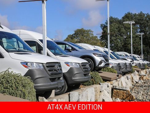 Used 2025 GMC Sierra 2500 AT4X w/ AT4X AEV Edition AWD/4WD image 46