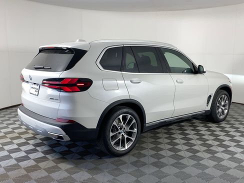 Used 2026 BMW X5 sDrive40i w/ Premium Package RWD image 7