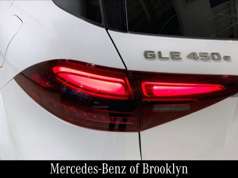 Certified 2025 Mercedes-Benz GLE 450e 4MATIC image 30