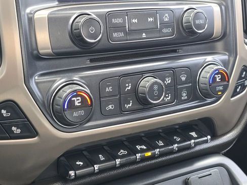 Used 2015 GMC Sierra 2500 Denali w/ Duramax Plus Package AWD/4WD image 72