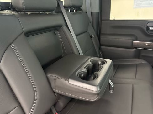 Used 2020 Chevrolet Silverado 2500 LTZ w/ LTZ Convenience Package AWD/4WD image 18