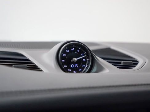 New 2026 Porsche Cayenne S image 29