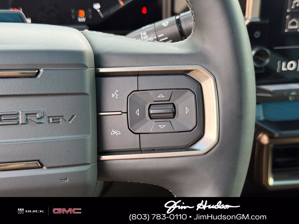 Certified 2025 GMC Hummer EV 3X AWD/4WD image 32