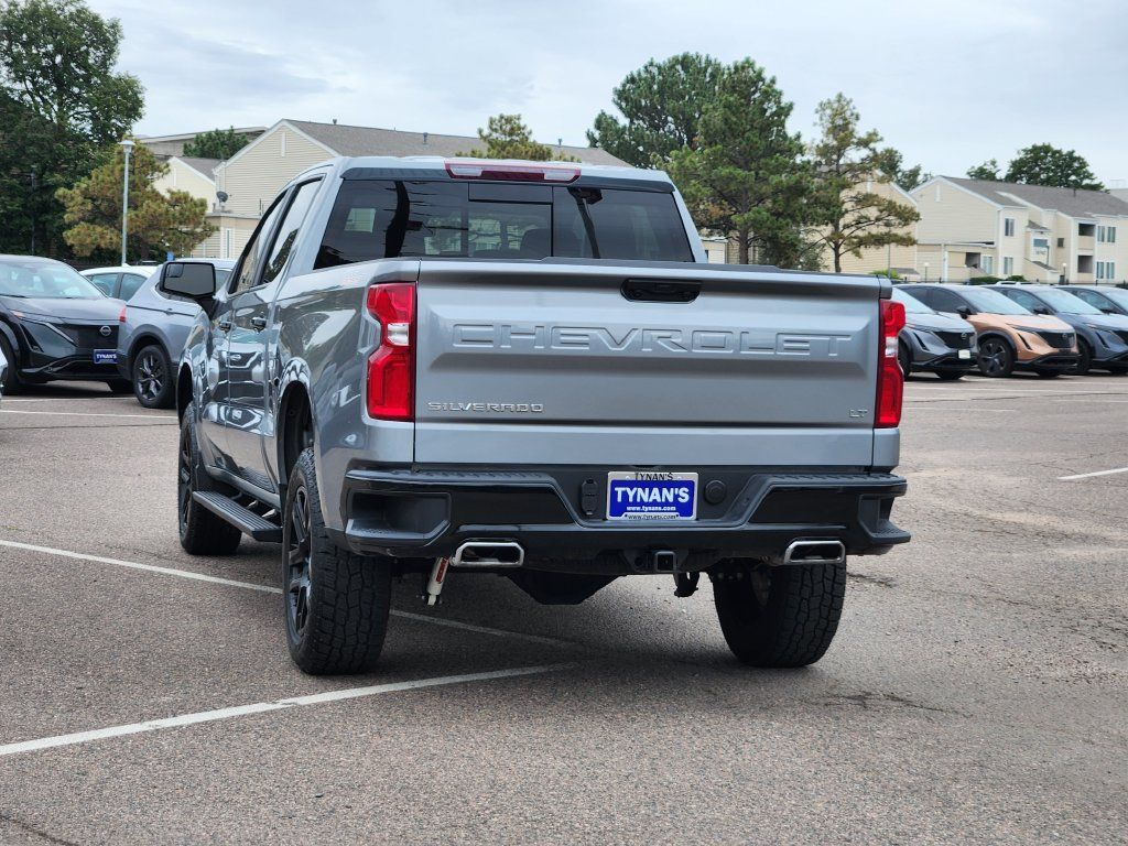 Used 2025 Chevrolet Silverado 1500 LT Trail Boss w/ Convenience Package II AWD/4WD image 5