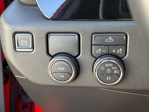 Used 2022 Chevrolet Silverado 1500 RST RWD image 17