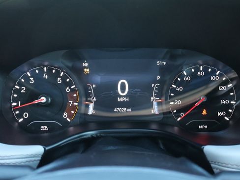 Used 2023 Jeep Compass Limited image 29