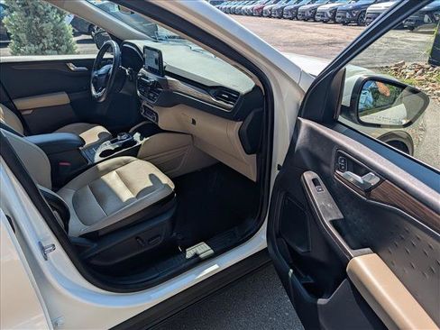 Used 2020 Ford Escape Titanium AWD/4WD image 11