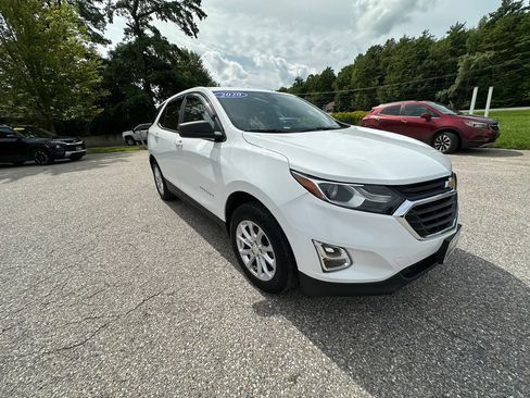 Used 2020 Chevrolet Equinox LS w/ LS Convenience Package AWD/4WD image 7