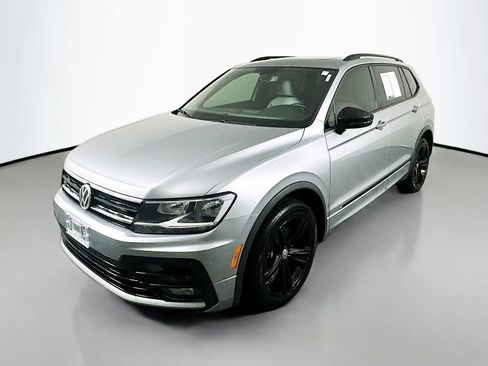 Used 2019 Volkswagen Tiguan S AWD/4WD image 3