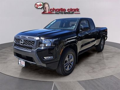 Used 2025 Nissan Frontier SV w/ SV Convenience Package