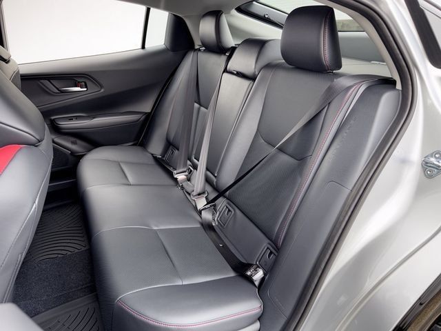 New 2027 Toyota Prius Plug-In Hybrid FWD image 27