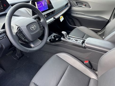 New 2026 Toyota Prius XLE image 12