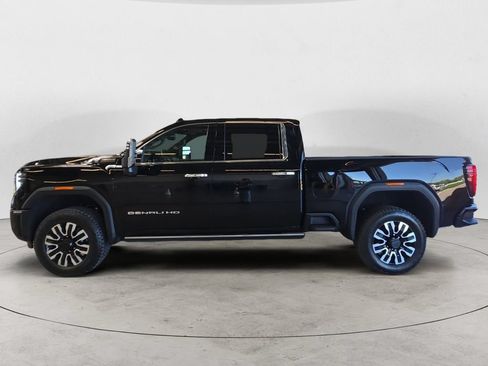 Certified 2024 GMC Sierra 2500 Denali Ultimate AWD/4WD image 8