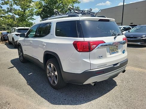 Used 2017 GMC Acadia SLT w/ LPO, Cargo Package FWD image 4