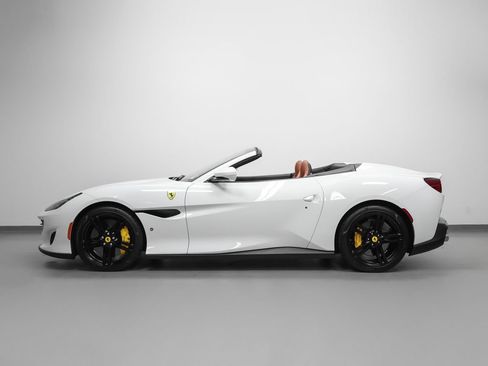 Certified 2019 Ferrari Portofino RWD image 69