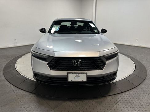 Used 2025 Honda Accord Sport image 4