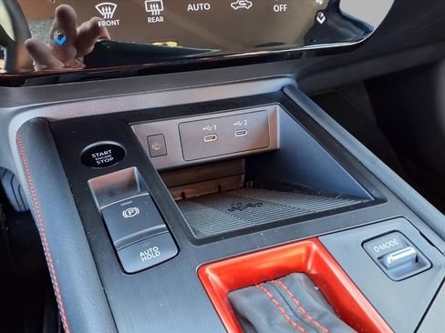 Certified 2025 Nissan Kicks SR w/ Interior Electronics Package image 8