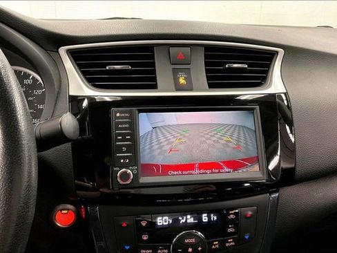 Used 2019 Nissan Sentra SR FWD image 29